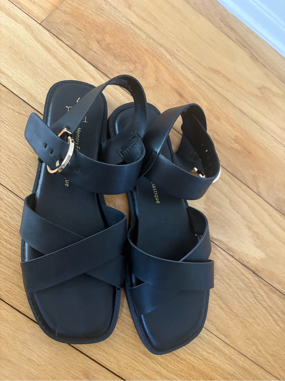 Time and Tru Black Crisscross Strap Sandals with Gold Buckle Accent - Picture 2 of 5